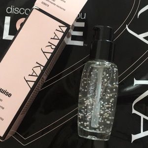 ✨Brand New Mary Kay Timewise Night Solution✨